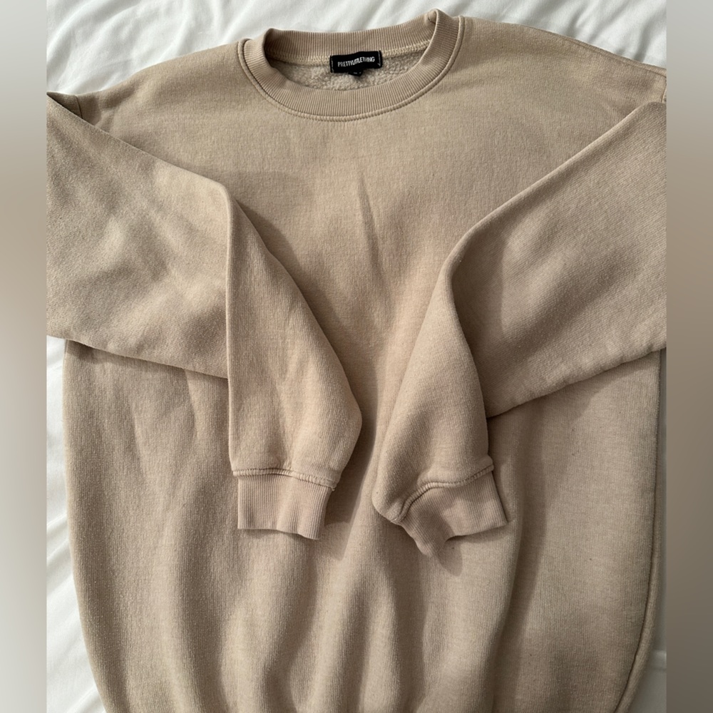 Sand prettylittlething crewneck size s